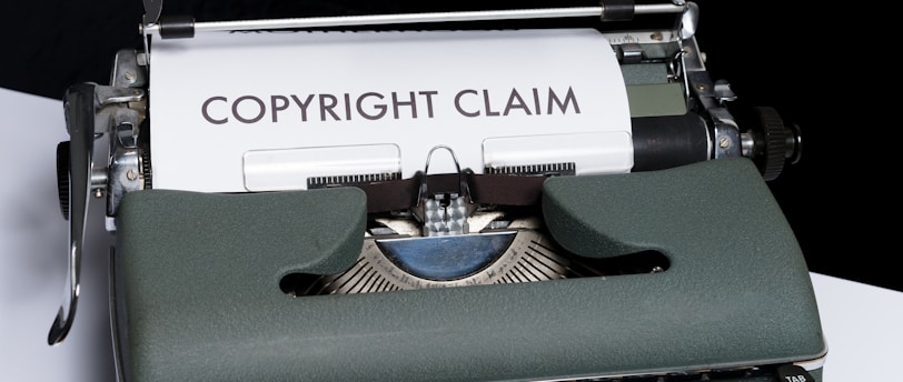 Christmas Copyright Tips for Individuals: Avoid Infringement When Sharing Festive Content